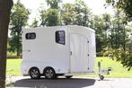 MTM Innovan trailer Pro-Safety stallion layout (bj 2025), Dieren en Toebehoren, Paarden en Pony's | Trailers en Aanhangwagens