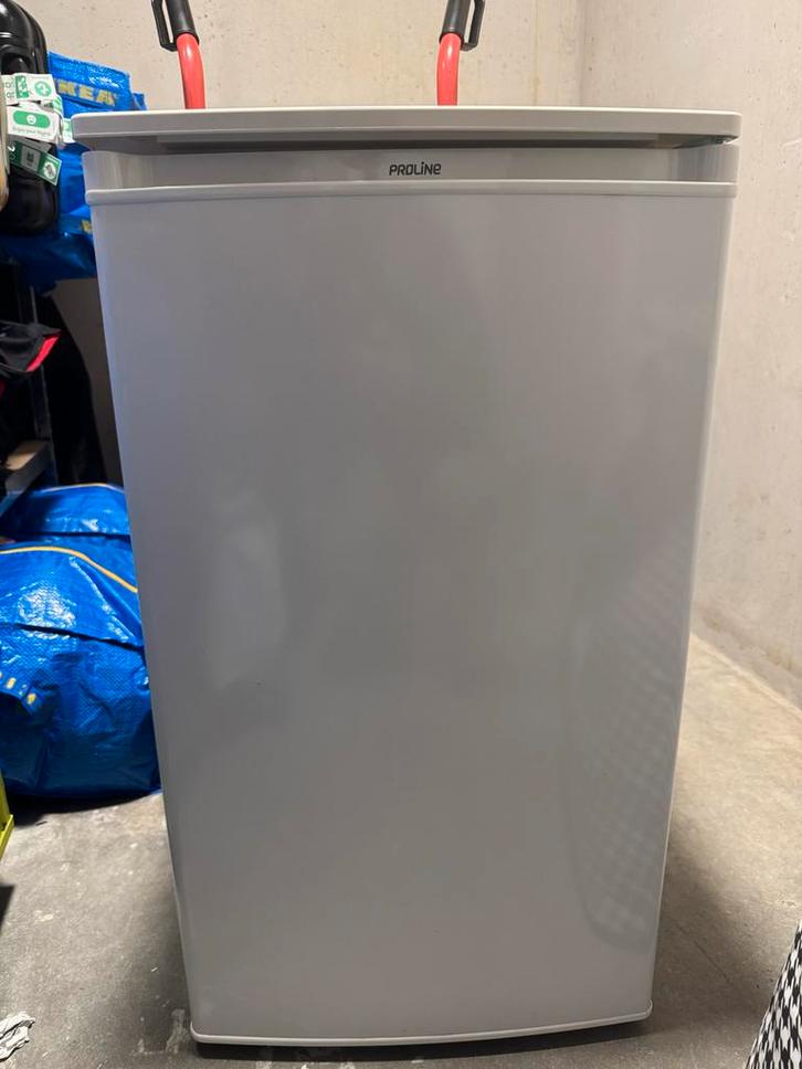 Proline Koelkast met Vriesvak, Witgoed en Apparatuur, Koelkasten en IJskasten, Zo goed als nieuw, Met vriesvak, Minder dan 75 liter