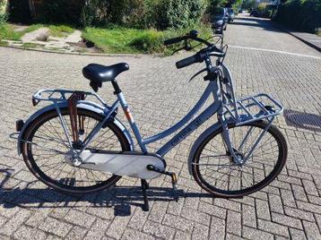 Cortina U4 dames zeer netjes, met 3 speed beschikbaar voor biedingen