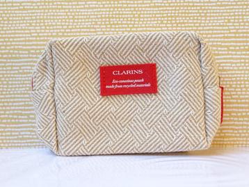 Clarins toilettas klein beschikbaar voor biedingen