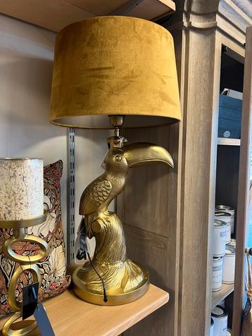 Gouden lampenvoet vogel/toekan van Colmore