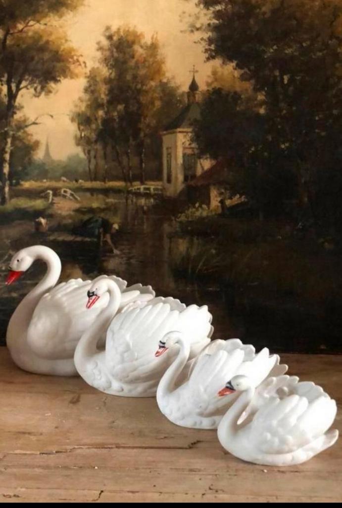 4 goebel zwanen (gereserveerd), Antiek en Kunst, Antiek | Porselein, Ophalen of Verzenden