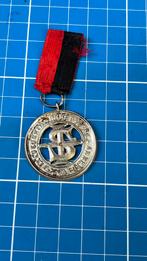 Medaille ARBEID TEVREDENHEID GODSDIENST, Postzegels en Munten, Penningen en Medailles, Ophalen of Verzenden, Overige materialen