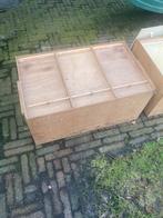 2 vervoerskisten, Ophalen, Zo goed als nieuw, Drinken en Voederen