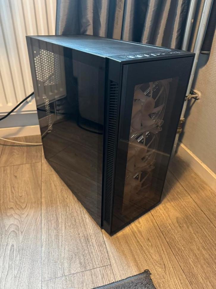 Sharkoon TG5 Pro RGB - PC behuizing + Cooler Master voeding, Computers en Software, Computerbehuizingen, Gebruikt, Ophalen
