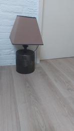 Mooie schemerlamp met stalen voet., Ophalen, Zo goed als nieuw