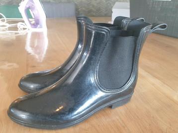 Korte dames regenlaarzen laarzen zwart rubber maat 39 beschikbaar voor biedingen