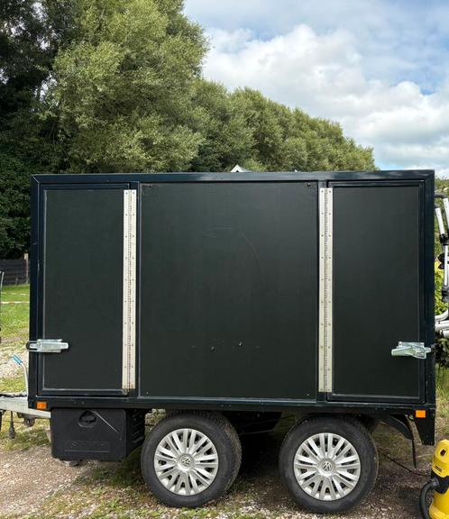 Multifunctionele gesloten tandemasser met eigen kenteken, Auto diversen, Aanhangers en Bagagewagens, Gebruikt, Ophalen