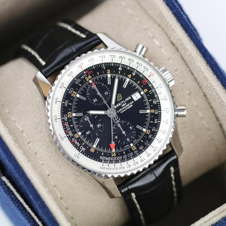 Breitling Navitimer World GMT 46 (Zeer goed/ 2023), Sieraden, Tassen en Uiterlijk, Horloges | Heren, Zo goed als nieuw, Polshorloge