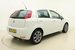 Fiat Punto 0.9 TwinAir Sempre | Navigatie | Climate control, Auto's, 47 €/maand, Origineel Nederlands, Te koop, 5 stoelen