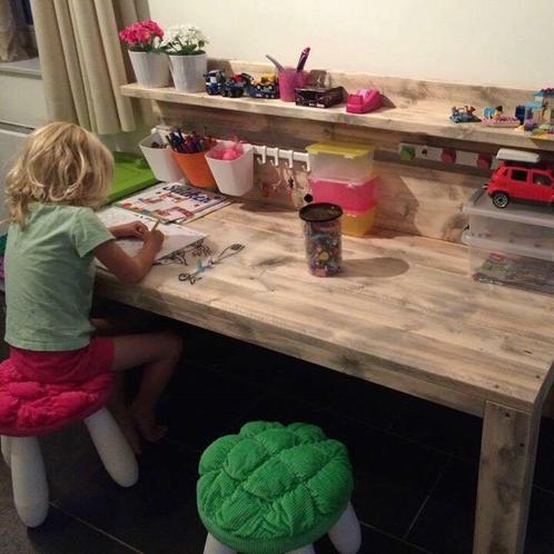 Speeltafel bureau van steigerhout, Kinderen en Baby's, Kinderkamer | Tafels en Stoelen, Nieuw, Tafel(s) en Stoel(en), Ophalen of Verzenden