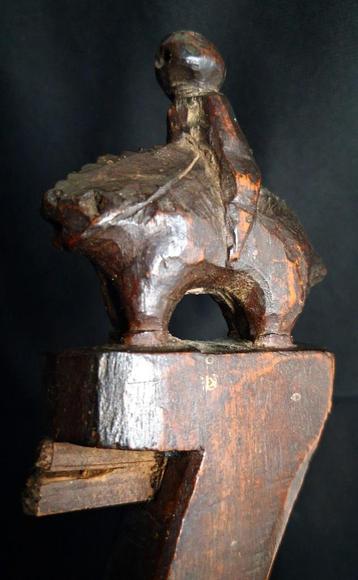 Ornament weefgerei Borneo Dayak Batak Asmat kris topeng beschikbaar voor biedingen