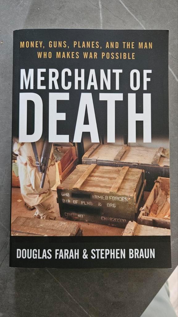 Merchant of Death - Douglas Farah, Boeken, Biografieën, Zo goed als nieuw, Overige, Ophalen of Verzenden