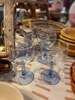 6 Vintage Wijnglazen met Blauwe Voet, Antiek en Kunst, Antiek | Glas en Kristal, Ophalen of Verzenden