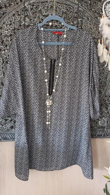 Tuniek X-TWO RED Maat 48 beschikbaar voor biedingen