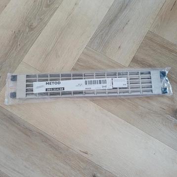 Metod plintrooster 60 cm breed ongebruikt beschikbaar voor biedingen
