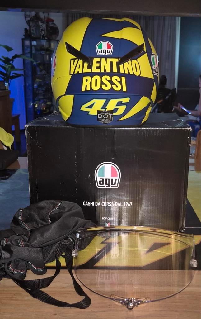 Agv pista replica Valentino Rossi M Ece en Dot keurmerk etc., Motoren, Kleding | Motorhelmen, Dames, Heren, Kinderen, Integraalhelm