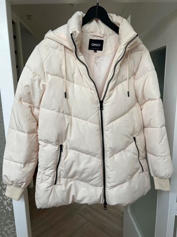 Only Damesjack Creme Maat M beschikbaar voor biedingen