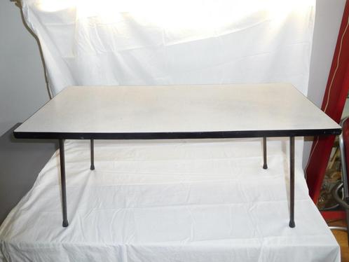 Bijzettafel 'Rudof Wolf voor Elsrijk", Huis en Inrichting, Tafels | Bijzettafels, Gebruikt, Rechthoekig, Minder dan 45 cm, 75 cm of meer