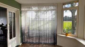 Mooie vitrage 258cm x 220cm - ALS NIEUW beschikbaar voor biedingen