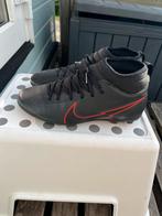 Nike voetbal schoen, Gebruikt, Maat XS of kleiner, Schoenen, Ophalen of Verzenden