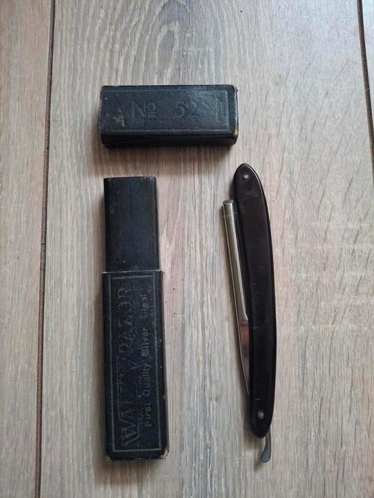 Vintage scheermes in origineel doosje Frankrijk, Antiek en Kunst, Antiek | Gereedschap en Instrumenten, Ophalen of Verzenden