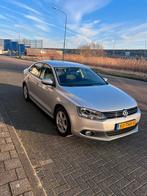Volkswagen Jetta 1.4 TSI 90KW DSG 2012 Grijs, Auto's, Volkswagen, 65 €/maand, 4 cilinders, Overige bekleding, 122 pk