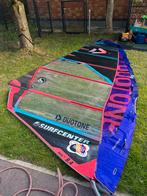 Duotone Warp Fin 2023 8,4, Watersport en Boten, Windsurfen, Ophalen, Gebruikt, Minder dan 250 cm, Zeil