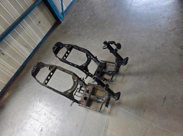 2x zip frames 1 met kenteken 1 zonder kenteken WEG =WEG beschikbaar voor biedingen