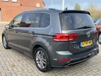 Volkswagen Touran 2.0 TDI Dsg Highline Business R R-line Nav, Auto's, Volkswagen, Gebruikt, 4 cilinders, 23 km/l, Origineel Nederlands