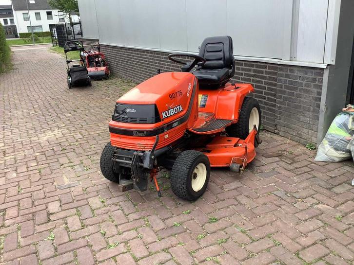 Kubota GT750 Zitmaaier, Zakelijke goederen, Machines en Bouw | Tuin, Park en Bosbouw, Maaier