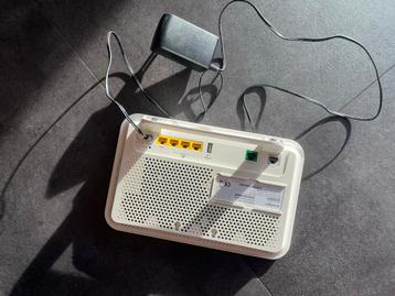 Experia Box V10a - Router met modem beschikbaar voor biedingen