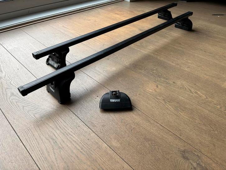 Thule Squarebar dakdragers Audi A4 Avant 2008-2015, Auto diversen, Dakdragers, Gebruikt, Ophalen of Verzenden