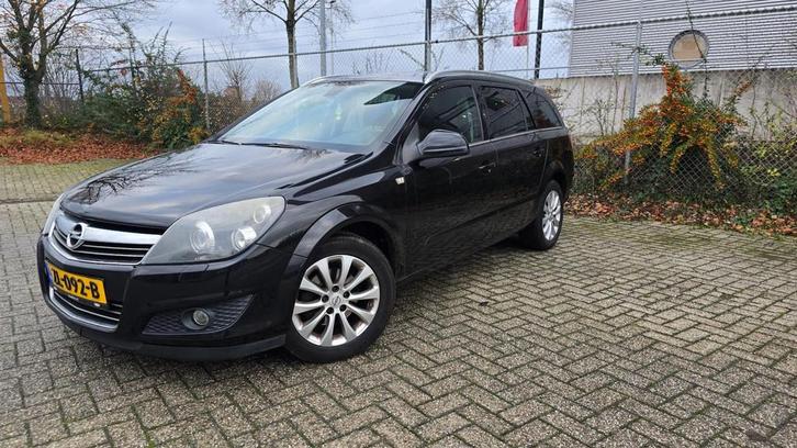 Opel Astra Wagon 1.8 Cosmo, Auto's, Opel, Bedrijf, Te koop, Astra, Airbags, Airconditioning, Bochtverlichting, Boordcomputer, Centrale vergrendeling
