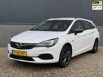 Opel Astra Sports Tourer 1.2 Design & Tech DAB+/CAMERA/LANE, Auto's, Opel, Voorwielaandrijving, Gebruikt, Euro 6, 1199 cc