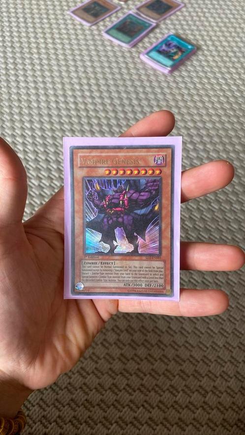 Yu-Gi-Oh! Vampire Genesis SD2-EN001 1e Editie Ultra Rare, Hobby en Vrije tijd, Verzamelkaartspellen | Yu-gi-Oh!, Zo goed als nieuw
