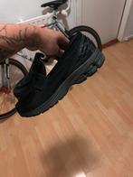 New Balance 1906L Black Suede, Kleding | Heren, Schoenen, New Balance, Zwart, Ophalen of Verzenden, Zo goed als nieuw