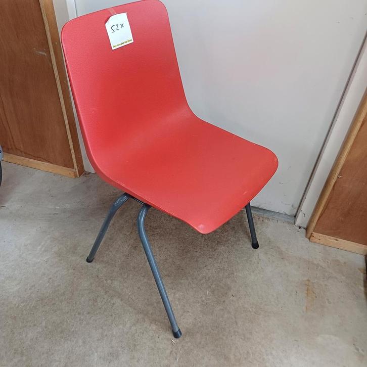 50 x vintage design stapelstoelen kantine partij stoelen, Huis en Inrichting, Stoelen, Gebruikt, Vijf, Zes of meer stoelen, Bruin