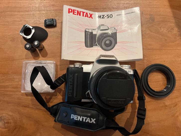 Pentax MZ-50 Spiegelreflexcamera met tas Functioneert, Audio, Tv en Foto, Fotocamera's Analoog, Gebruikt, Spiegelreflex, Pentax