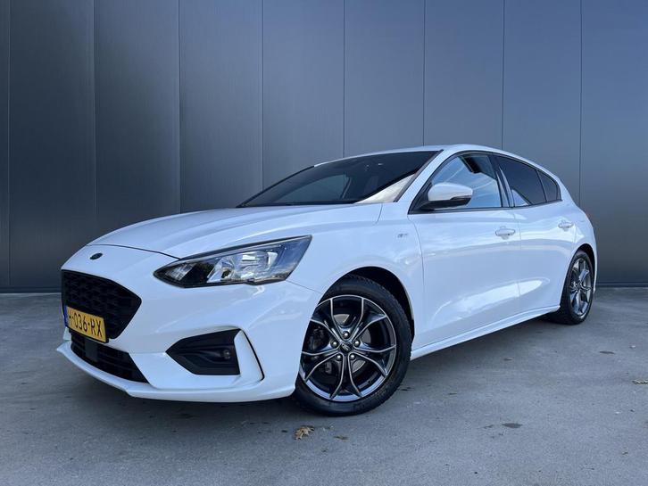 Ford Focus 1.0 EcoBoost ST Line 1e EIGENAAR LED NAVI CRUISE, Auto's, Ford, Te koop, Focus, ABS, Airbags, Airconditioning, Alarm