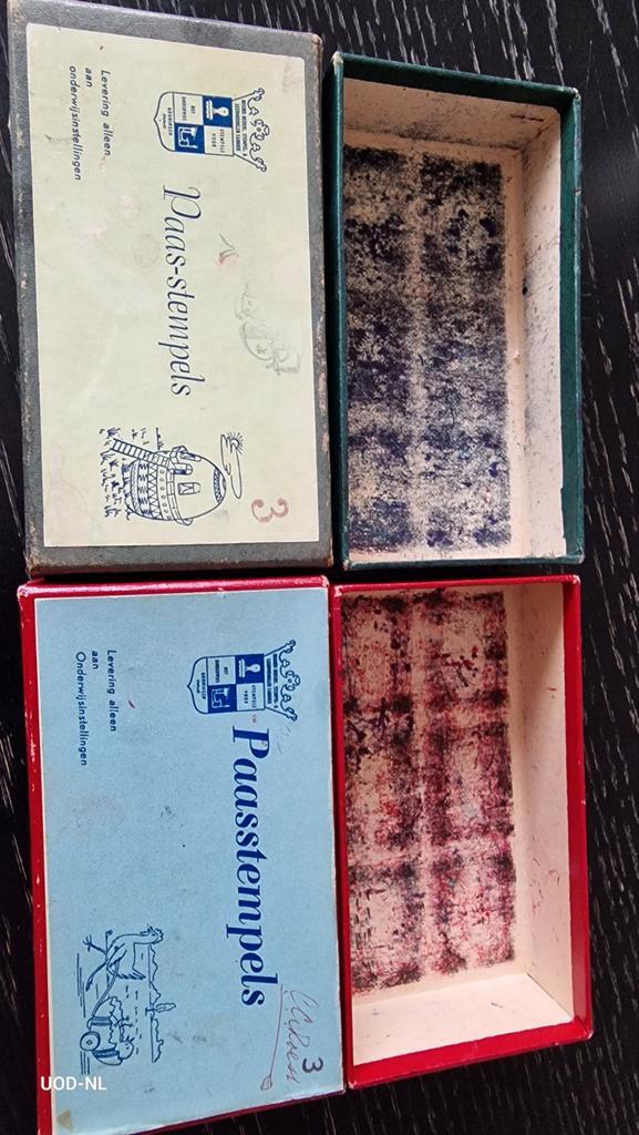 Oude Paasstempels Doosjes - Leeg, Hobby en Vrije tijd, Stempelen, Gebruikt, Overige typen, Ophalen of Verzenden