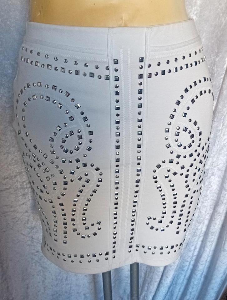 Mooie witte rok van Coolcat Maat S, Kleding | Dames, Rokken, Zo goed als nieuw, Maat 38/40 (M), Wit, Boven de knie, Ophalen of Verzenden