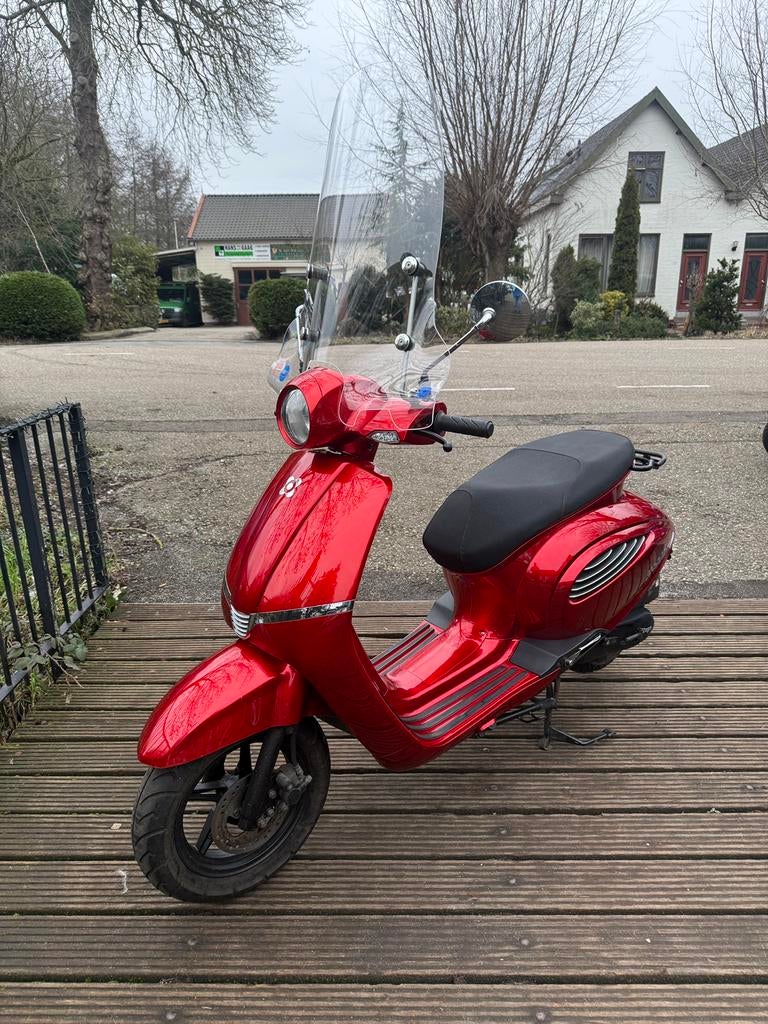 AGM Supreme 25km 2019 11851km, Fietsen en Brommers, Scooters | Overige merken, Gebruikt, Benzine, Ophalen