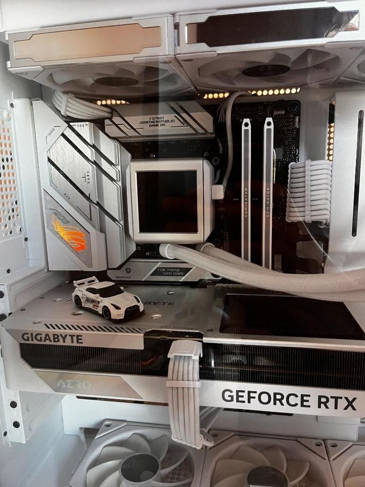 High-end Gaming PC – Ryzen 7 7800X3D | RTX 4070 Ti SUPER, Computers en Software, Desktop Pc's, Zo goed als nieuw, 4 Ghz of meer