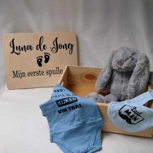 houten bewaardoos met naam en geboorte gegevens, Kinderen en Baby's, Kraamcadeaus en Geboorteborden, Nieuw, Kraamcadeau, Ophalen of Verzenden