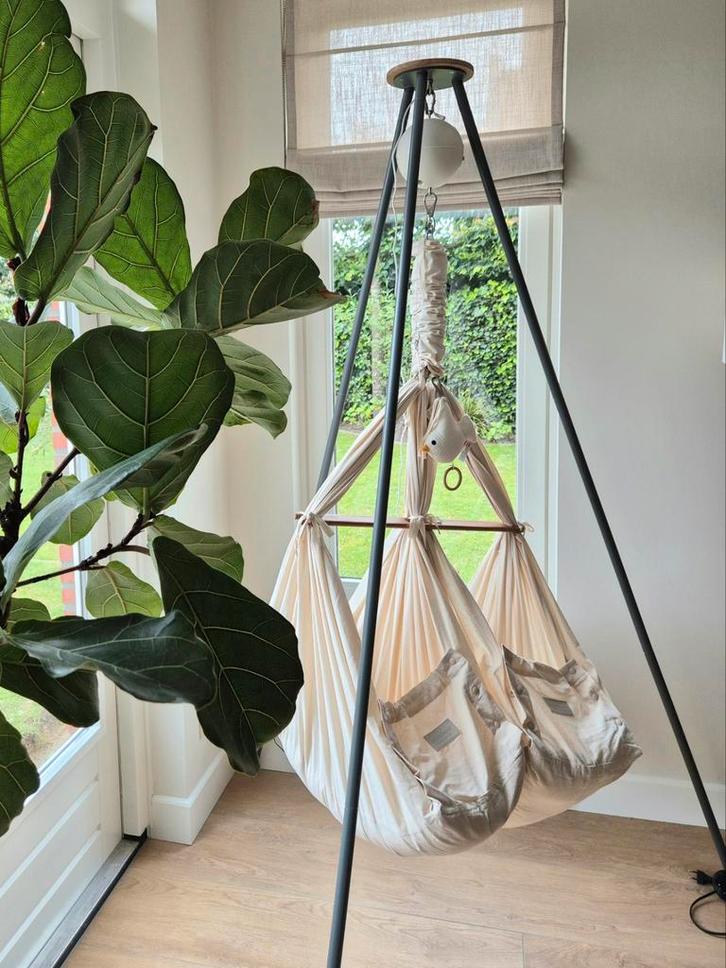 Moonboon Tweeling Hangwieg incl. Accessoires, Kinderen en Baby's, Babywiegjes en Ledikanten, Zo goed als nieuw, Wieg, Ophalen