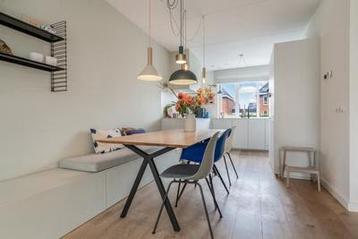 Eettafel Studio Henk  beschikbaar voor biedingen