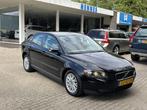 Volvo S40 2.4 140pk Aut Elan (bj 2006, automaat), 1357 kg, 700 kg, Leder en Stof, Zwart