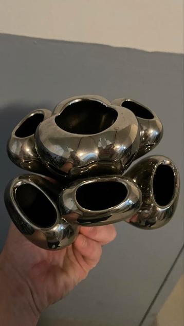Vaasje metallic, niet gratis wel betaalbaar beschikbaar voor biedingen