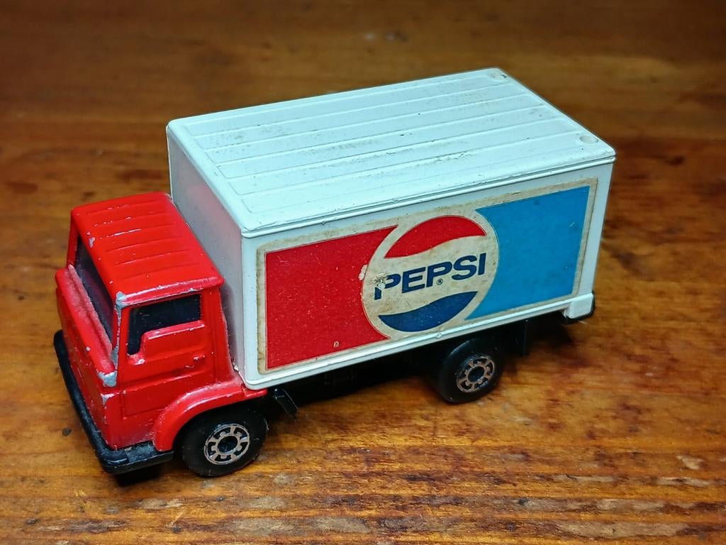 Matchbox dodge truck pepsi, Ophalen of Verzenden, Gebruikt, Bus of Vrachtwagen